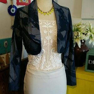 Cropped jacket/blazer